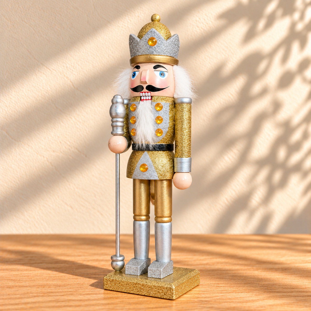 Golden King Nutcracker - 25 cm