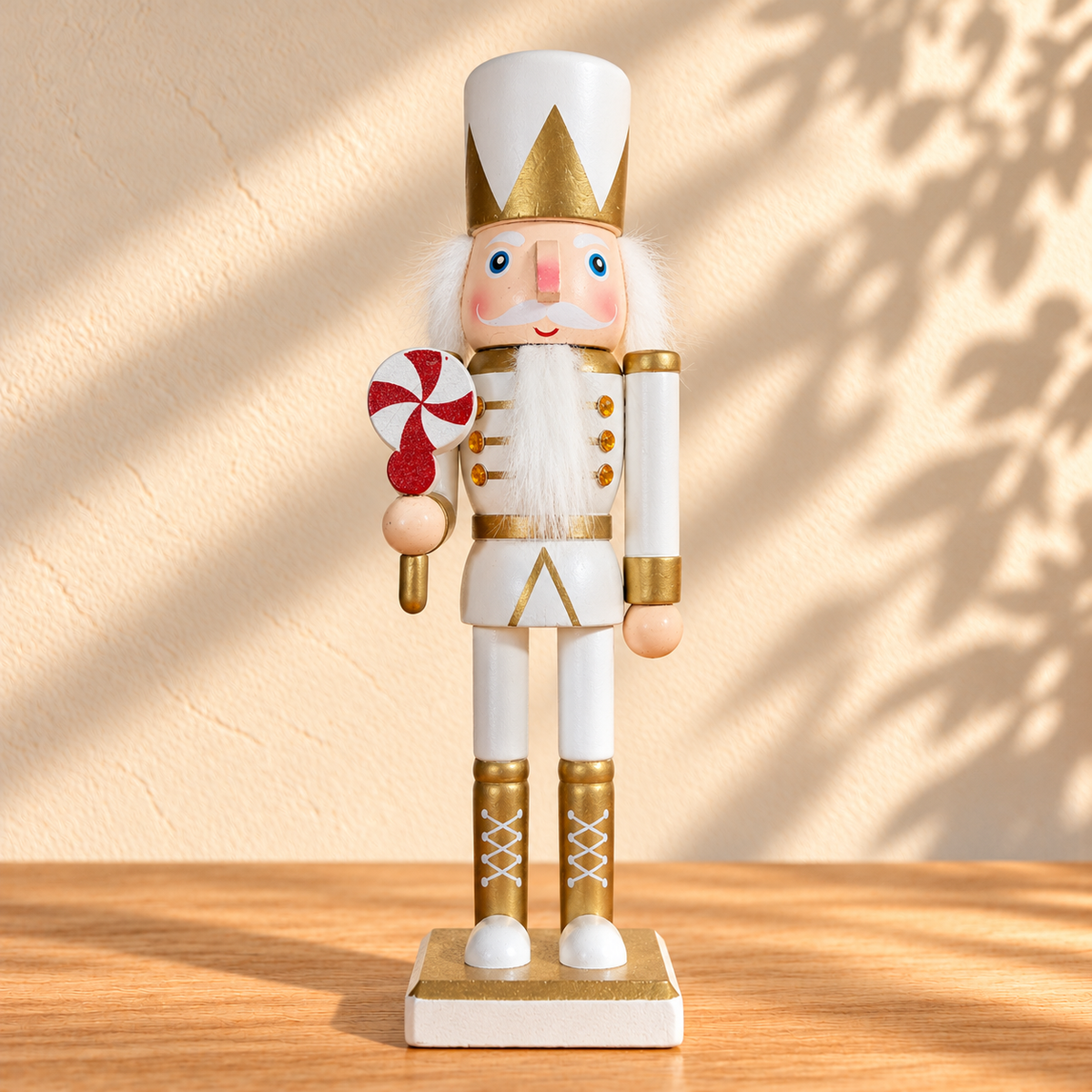 Peppermint Nutcracker - 25 cm