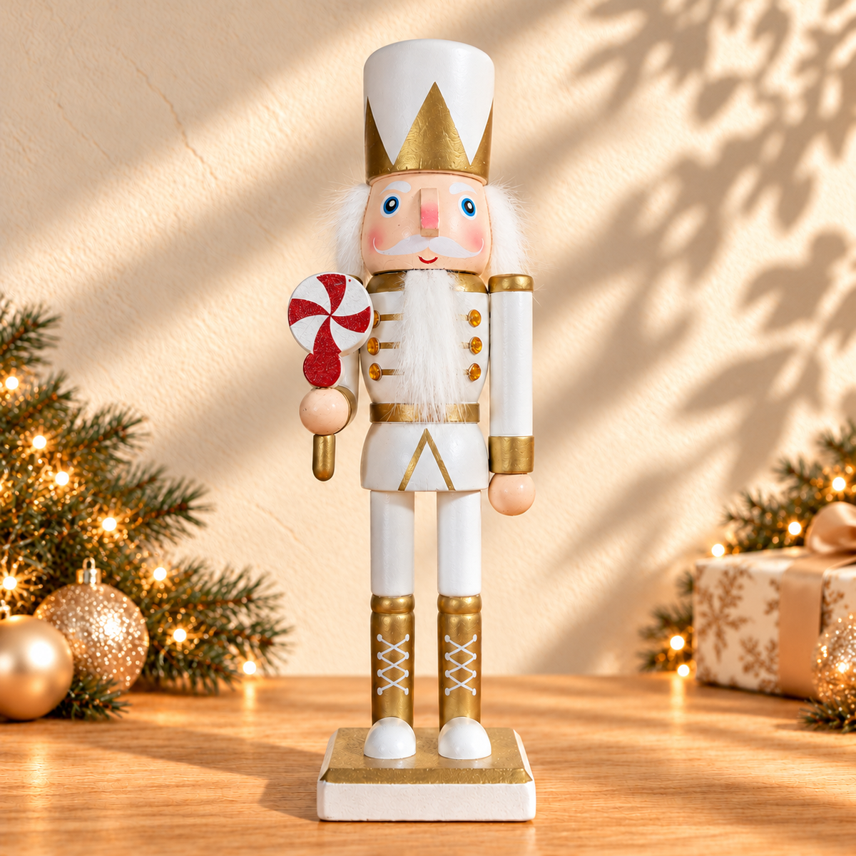 Peppermint Nutcracker - 25 cm