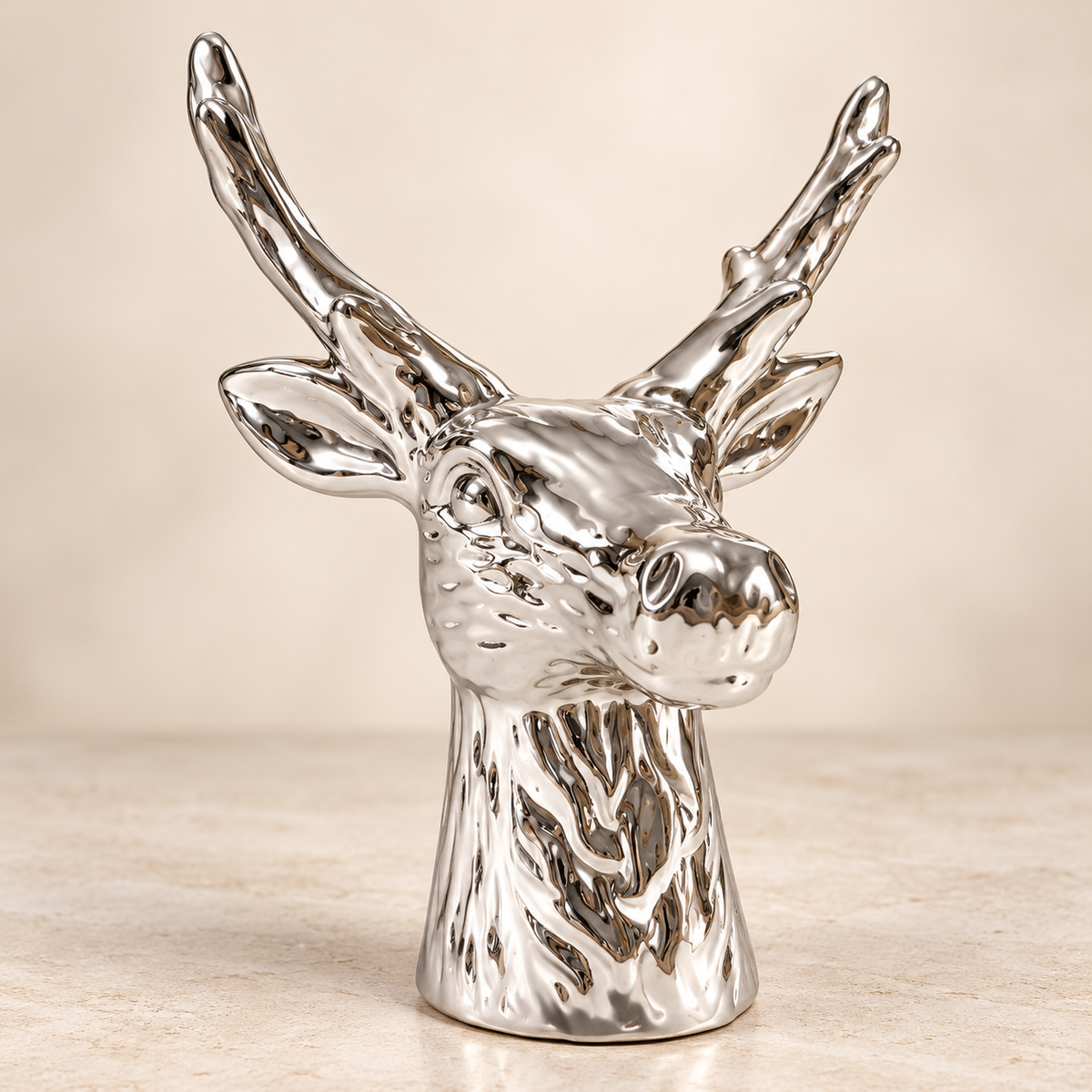 Metallic Reindeer Bust – 19 cm